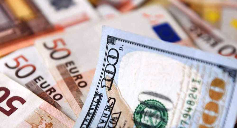 Leku e mbyll javen ne renie ndaj Euros dhe Dollarit